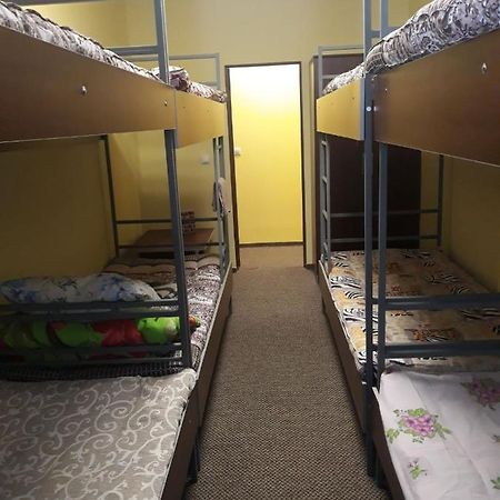 Хостел Ас Рахів Rakhiv Eksteriør billede